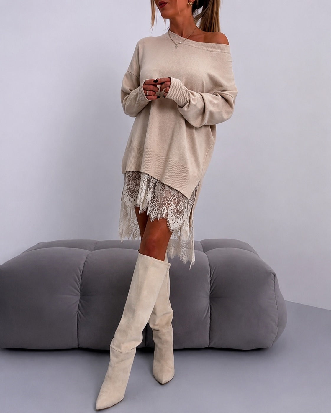 Eleanor - Trendy Off-Shoulder Dress