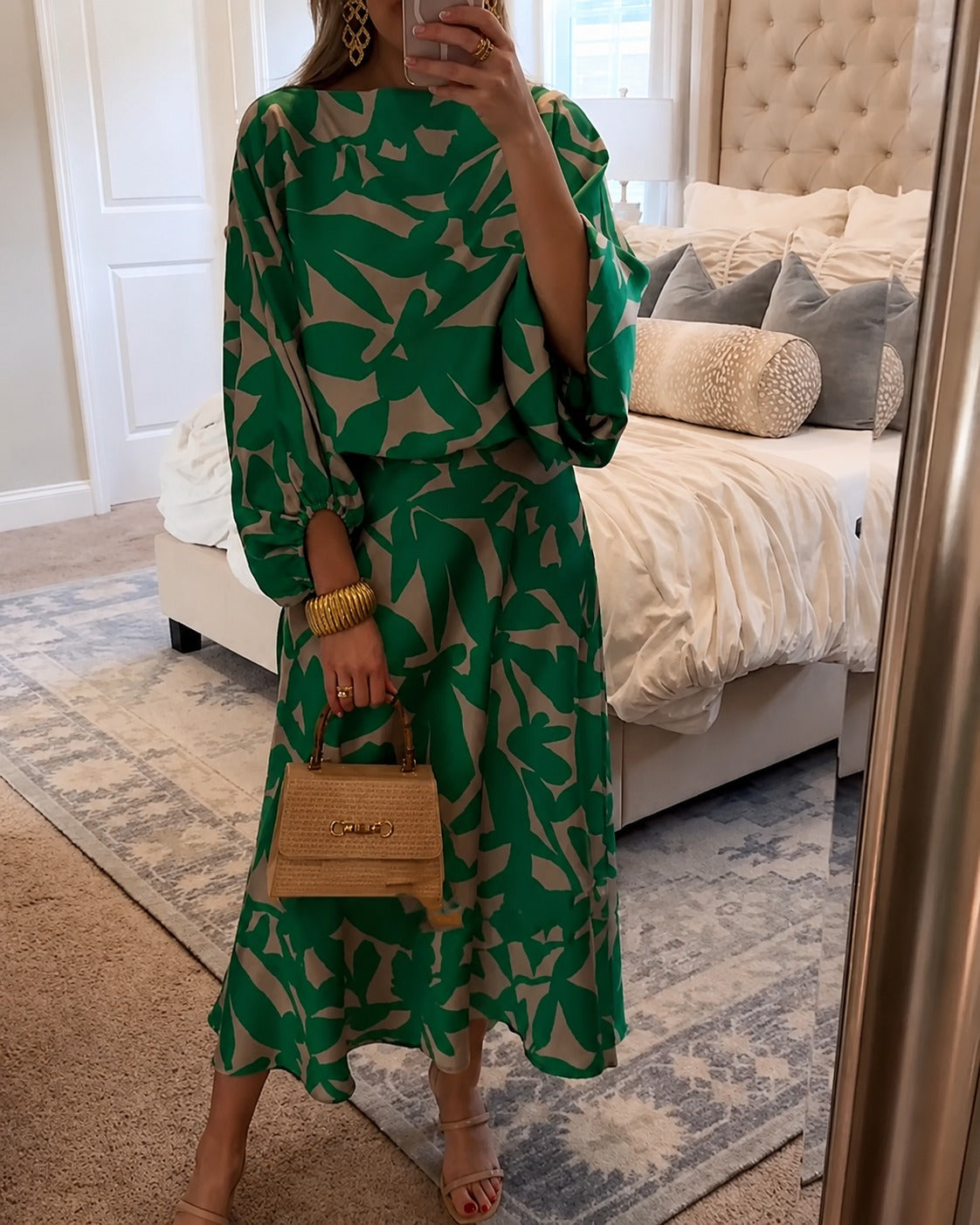 Leanne - Trendy Balloon Sleeves Dress