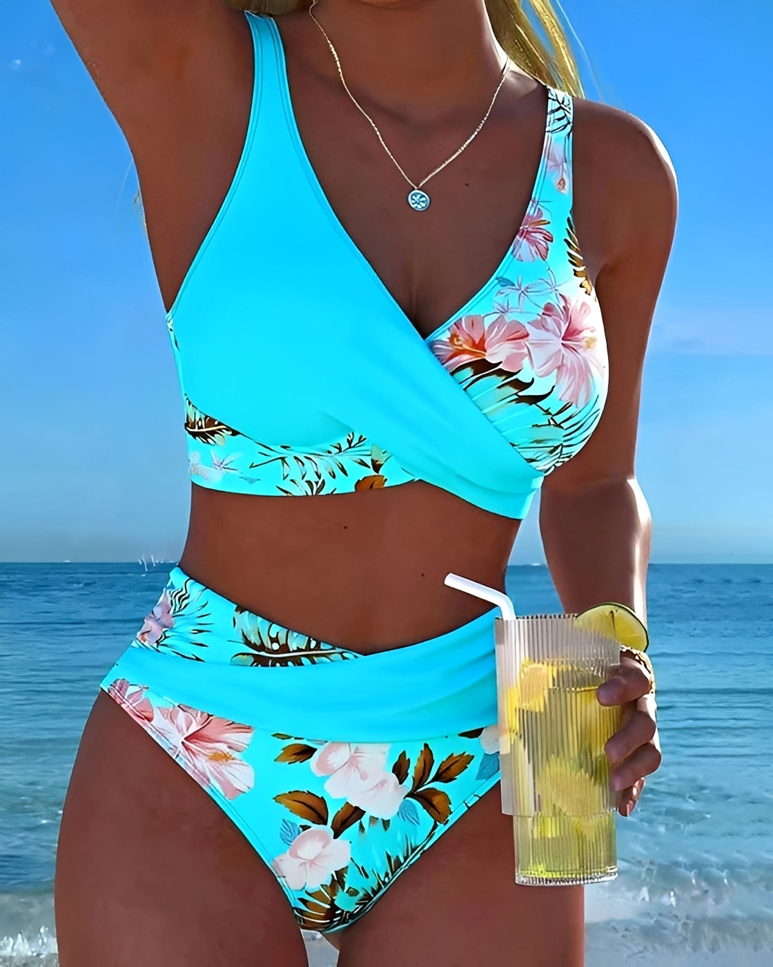 Eleri - Stylish Floral Swimsuit