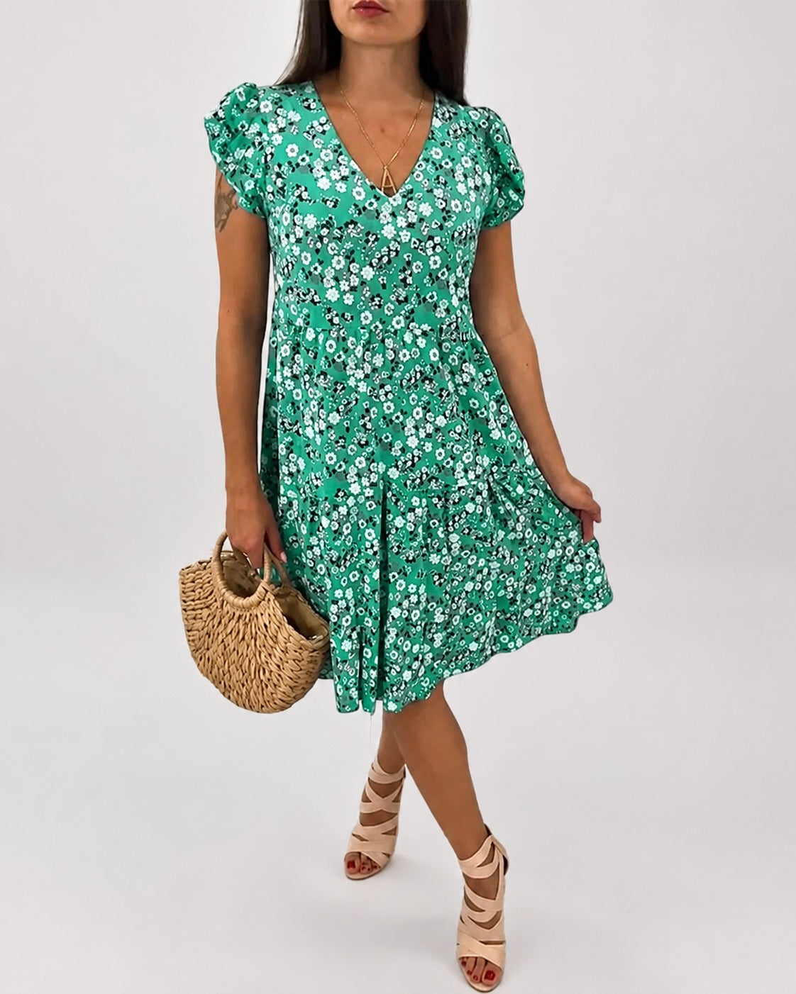 Gwen - Casual Mid-Length Dress with Flower Pattern
