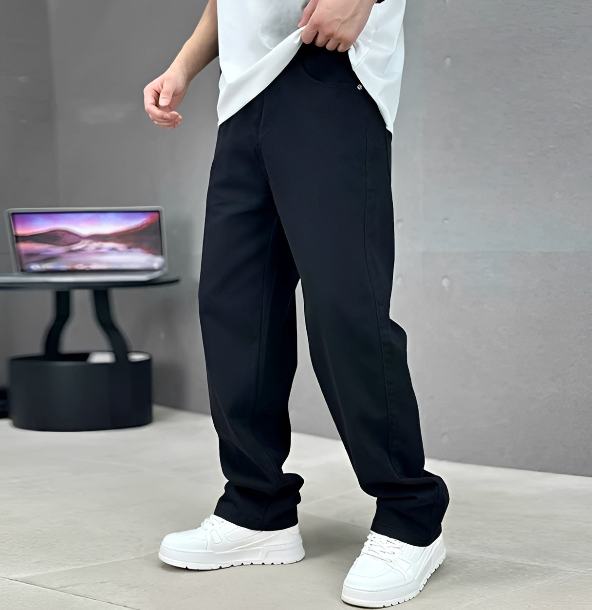 Garza - Everyday Straight Leg Jeans