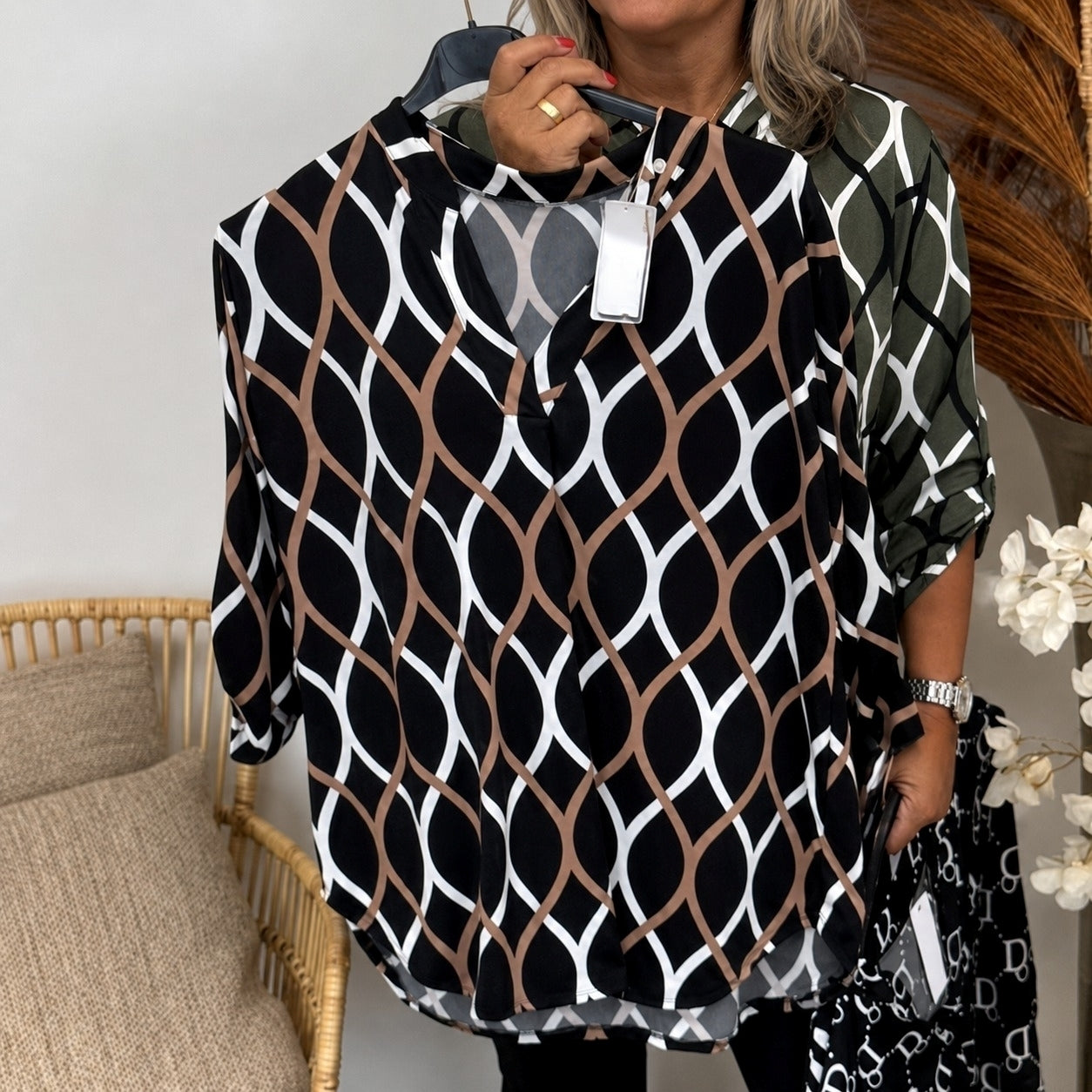 Nikhil - Easygoing Long-Sleeved Top