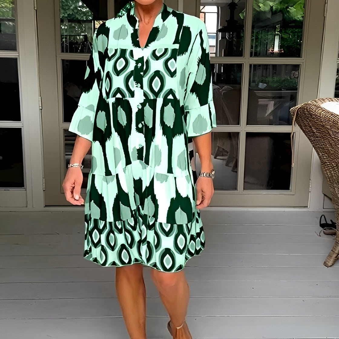 Katie - Stylish Relaxed Dress