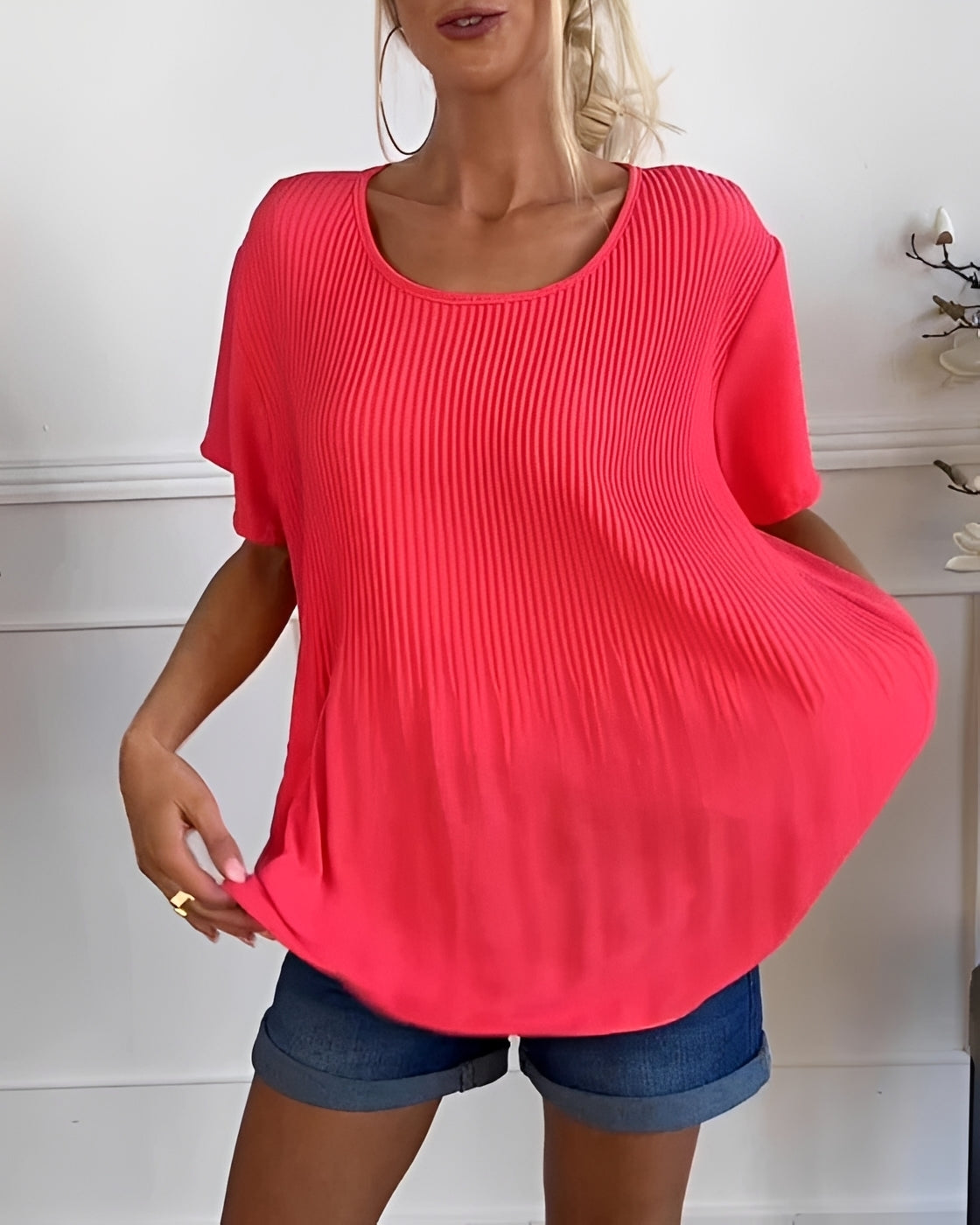 Faye - Loose-Fit Top with Pleats