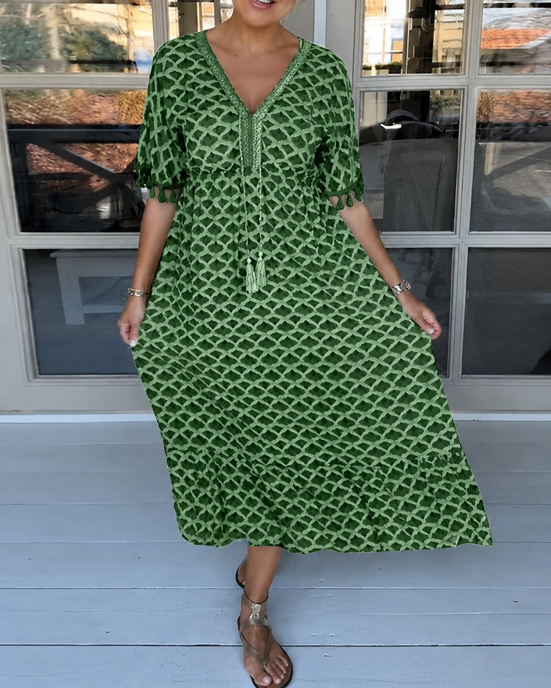 Cara - Stylish V-neck Dress