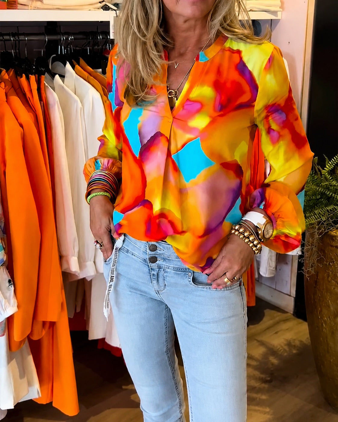 Daisie - Bright Long-sleeved Blouse
