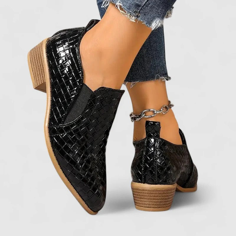 Ellie - Pointed-Toe Distinctive Loafers