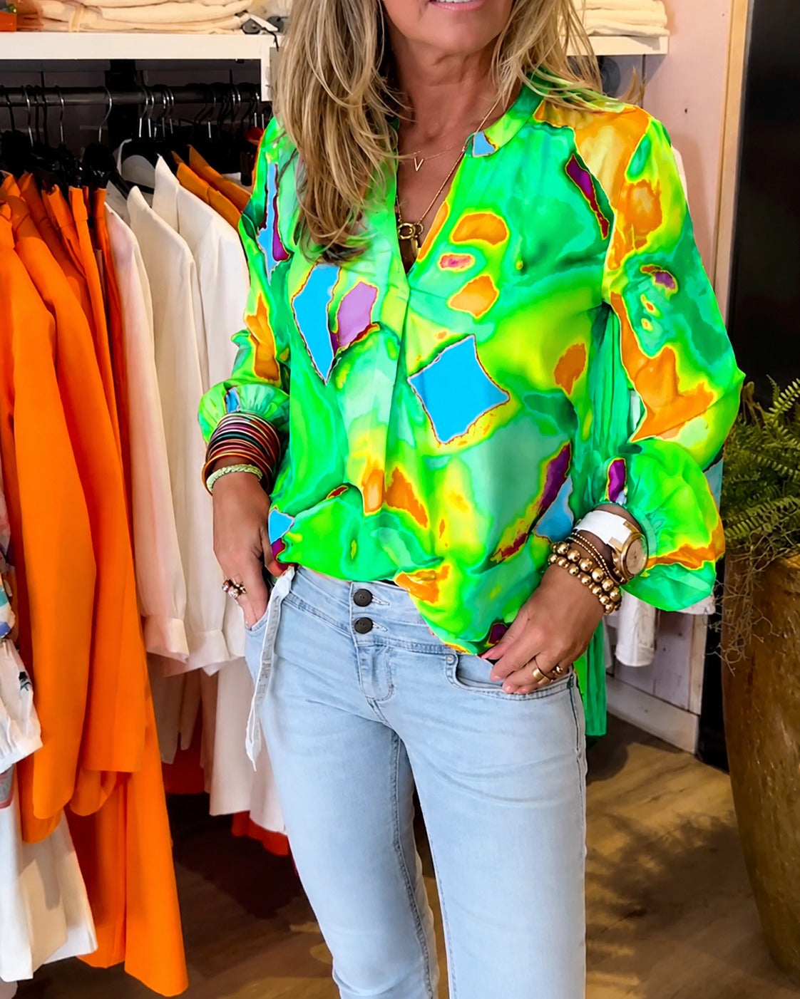 Daisie - Bright Long-sleeved Blouse