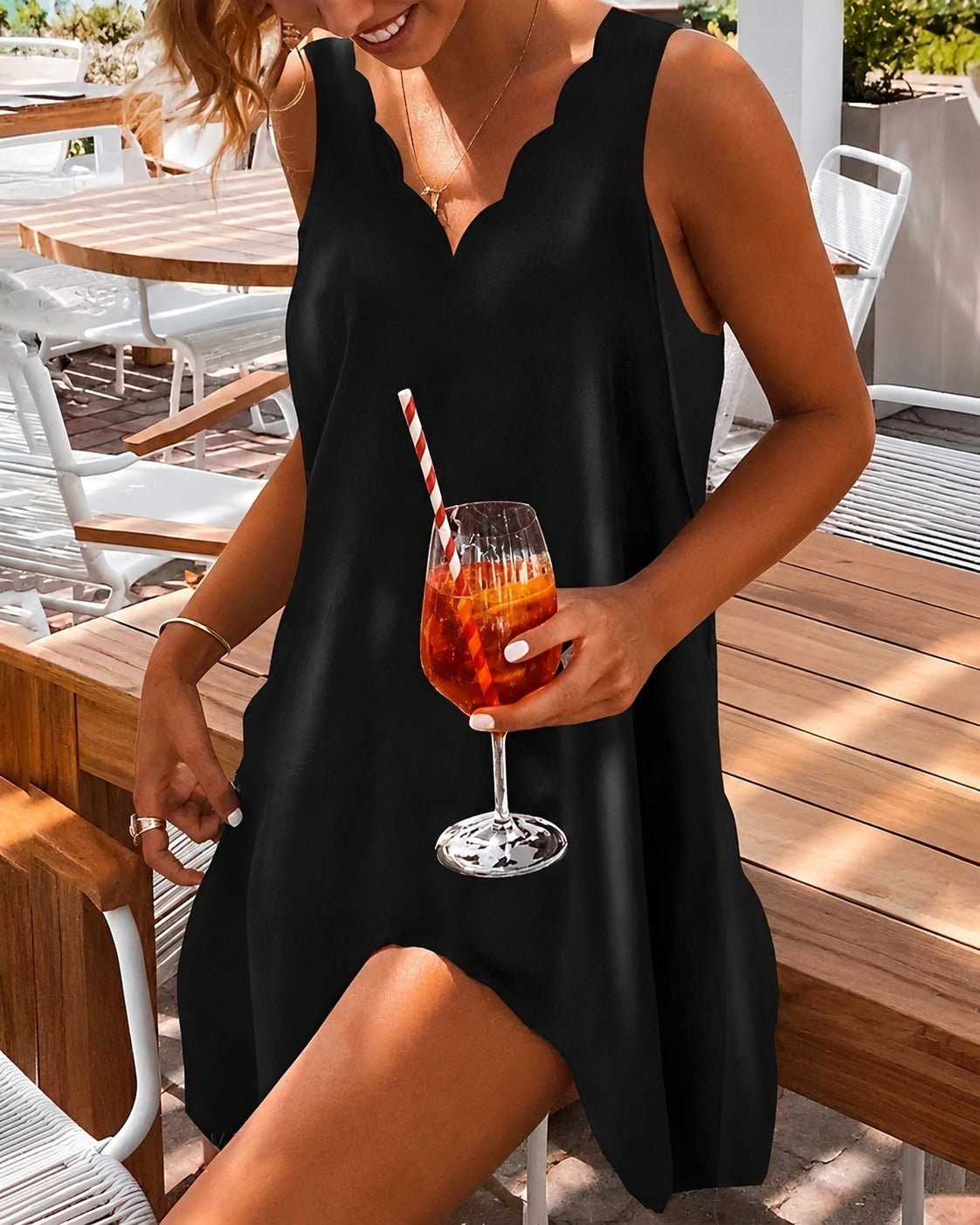 Addie - Fashionable Sleeveless Dress