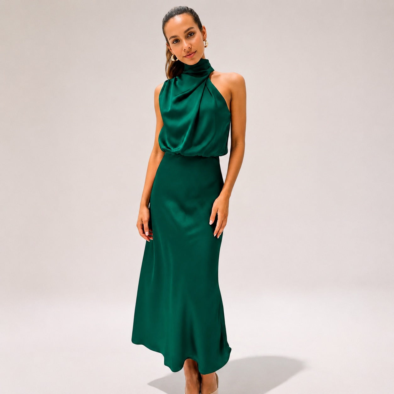 Lillie - Stylish Dress with Halter Neckline