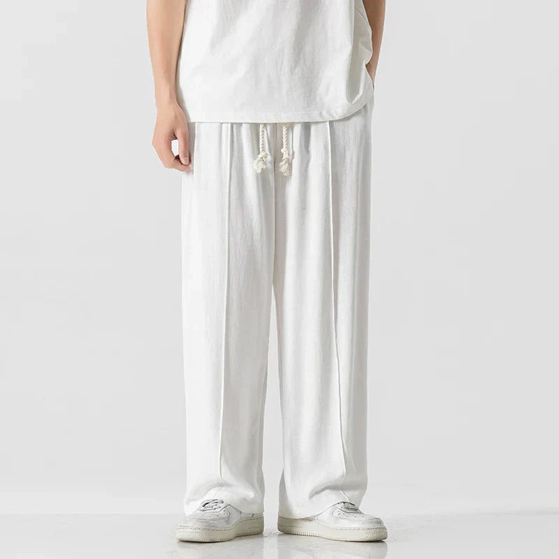 Ezra - trousers featuring an elastic waistband