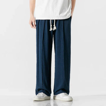 Ezra - trousers featuring an elastic waistband