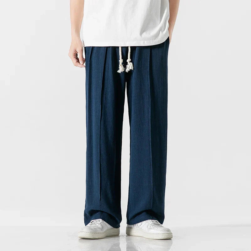 Ezra - trousers featuring an elastic waistband