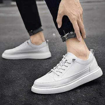 Romeo - Stylish low-top men's sneakers