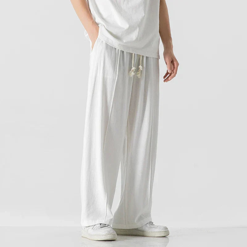 Ezra - trousers featuring an elastic waistband