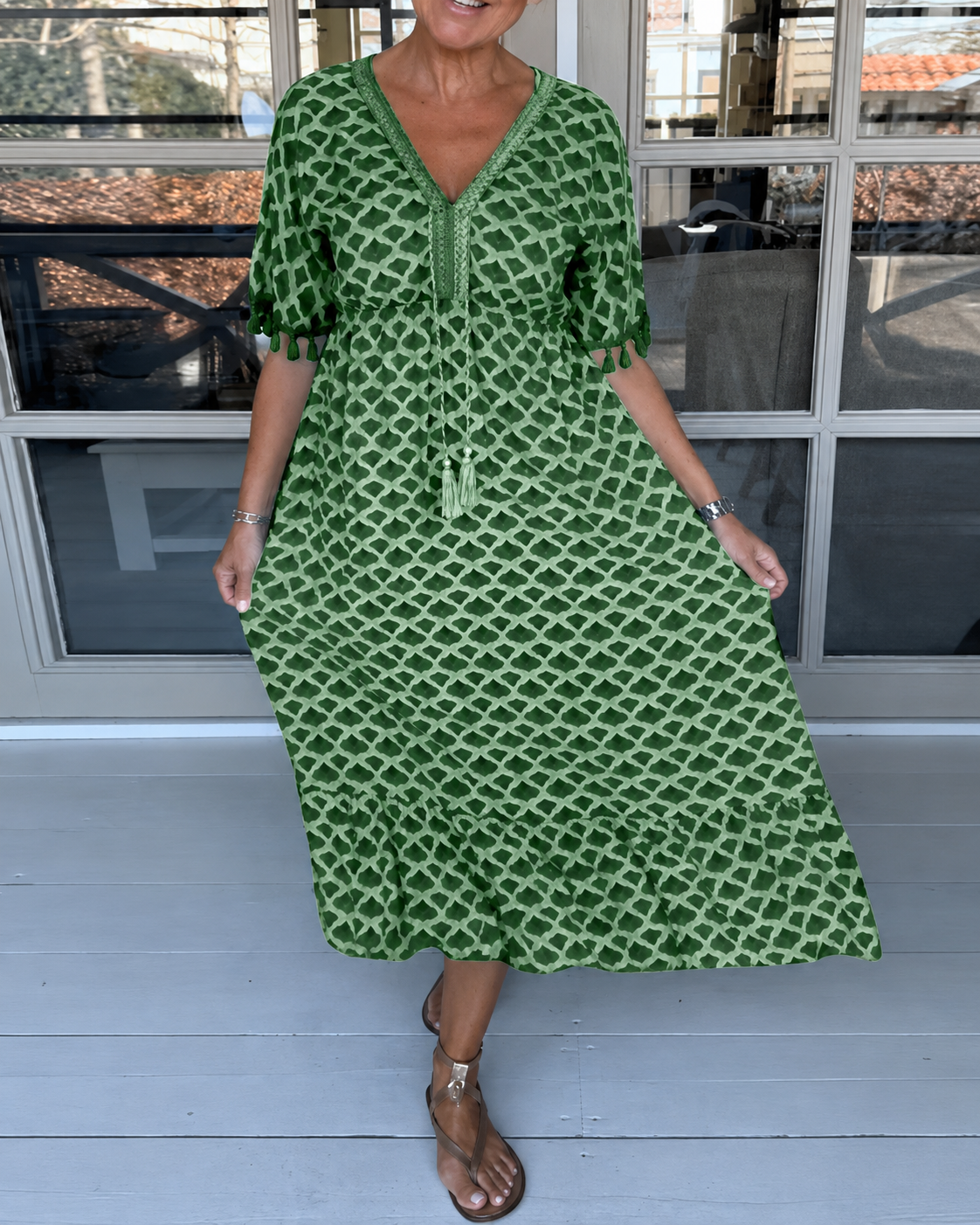 Nimrah - Trendy V-Neck Midi Dress