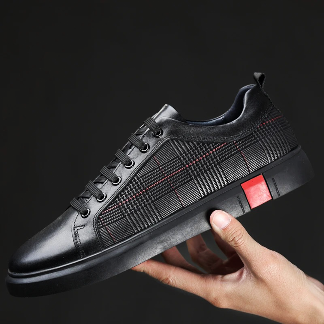 Kai - low-cut sneakers with front laces