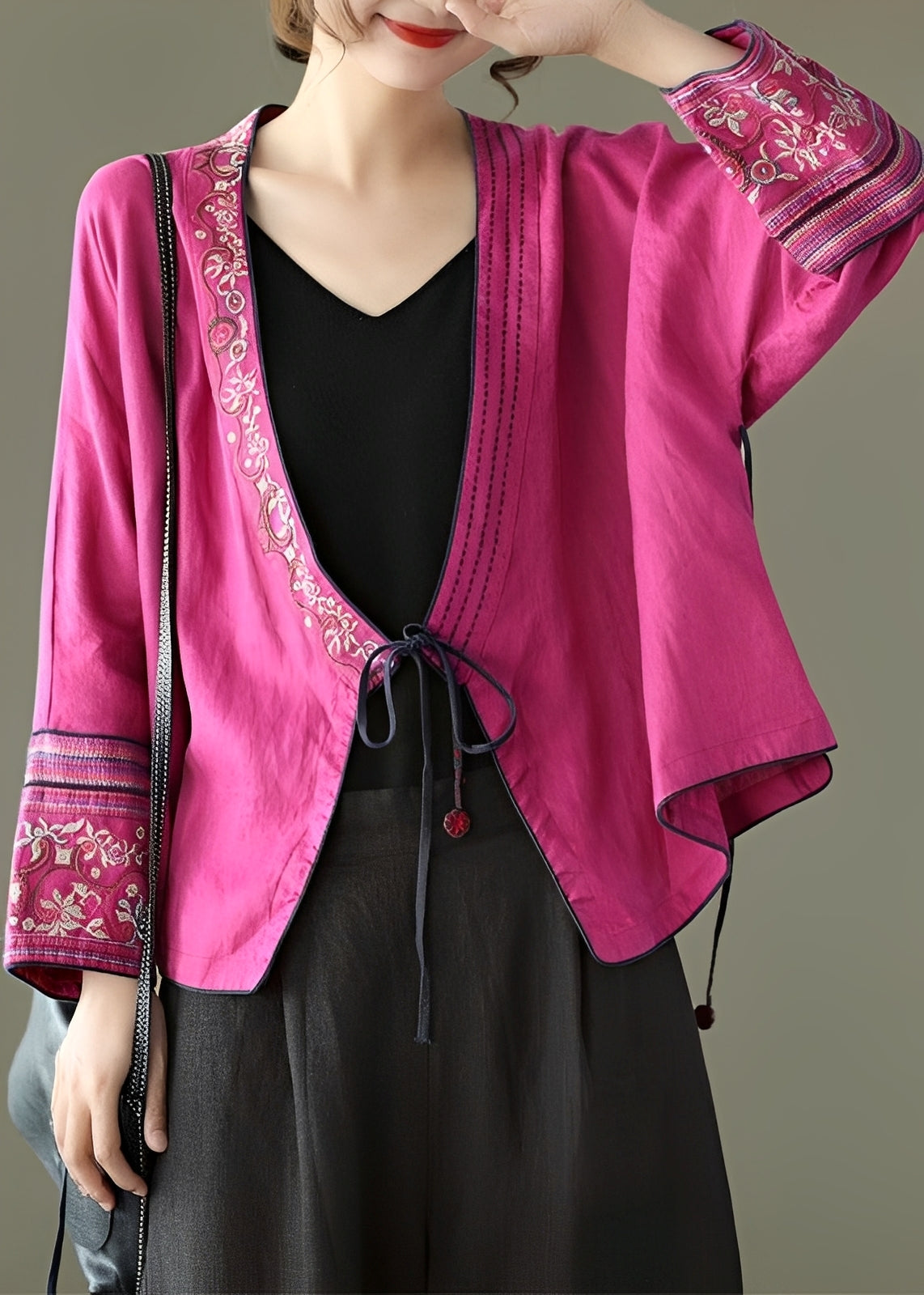 Nastia - Stylish, loose-fitting blouse with embroidery for women