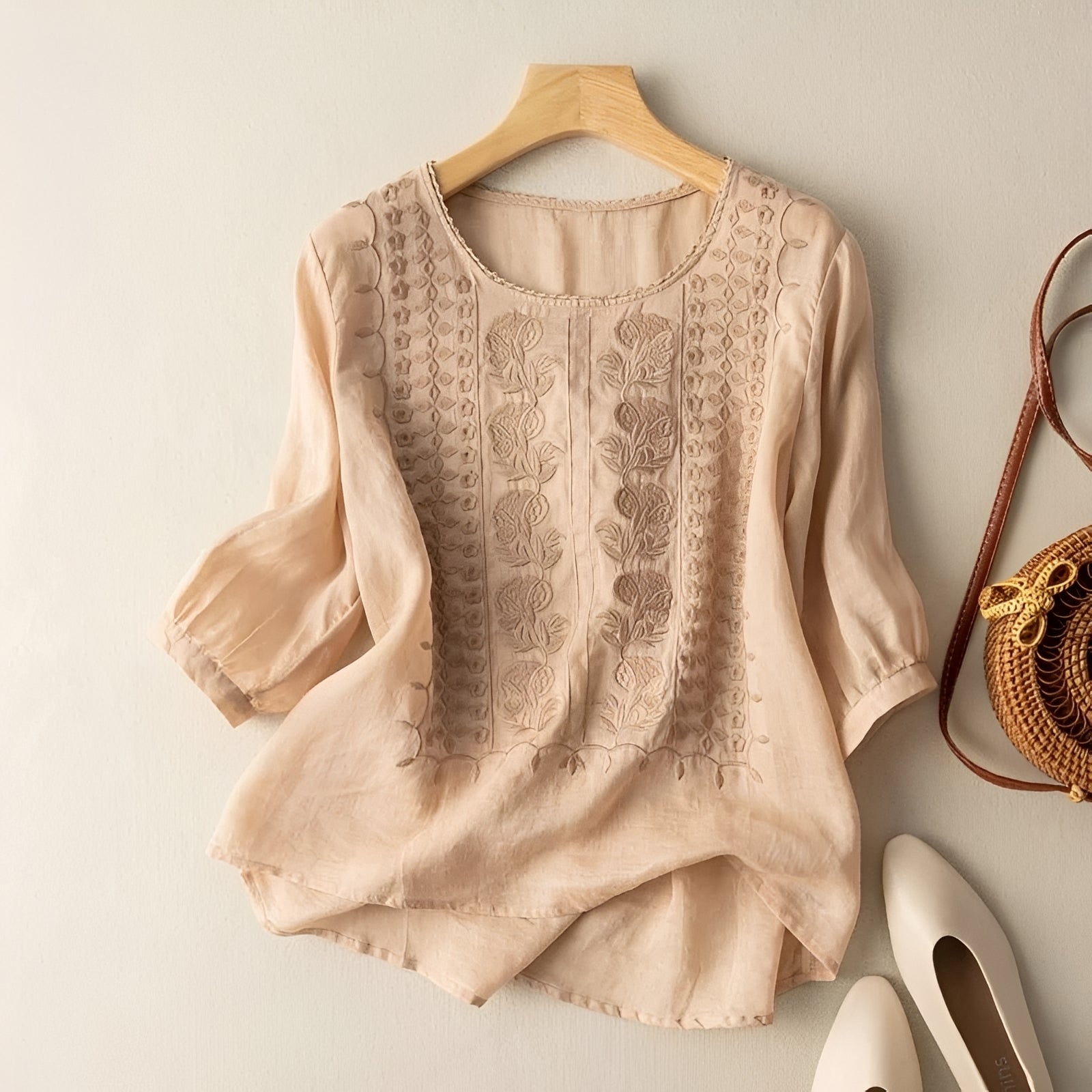 Daniyal - Easygoing Embroidery Blouse