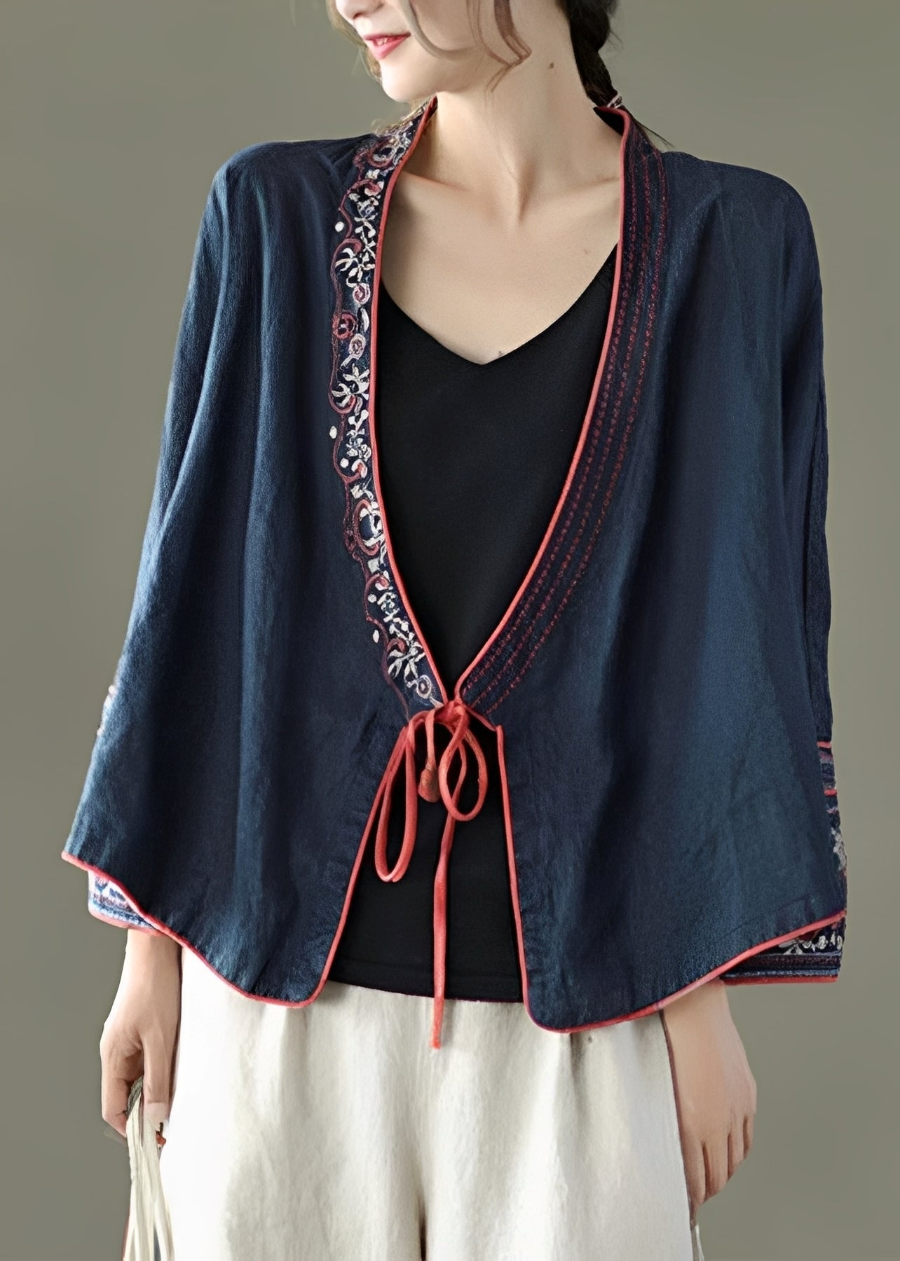 Nastia - Stylish, loose-fitting blouse with embroidery for women
