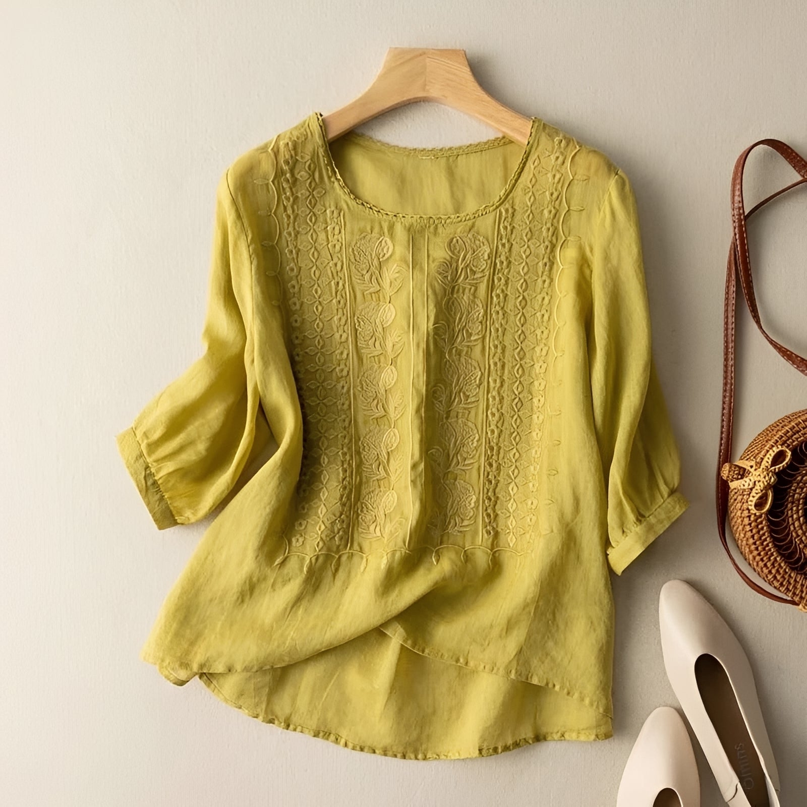 Daniyal - Easygoing Embroidery Blouse