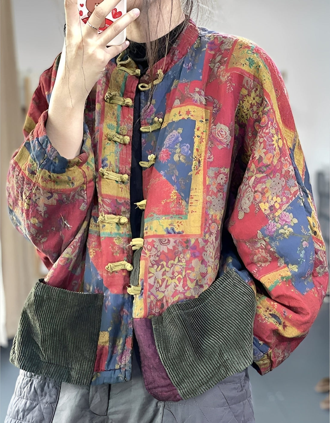 Hazel - Classic coat with pockets for women