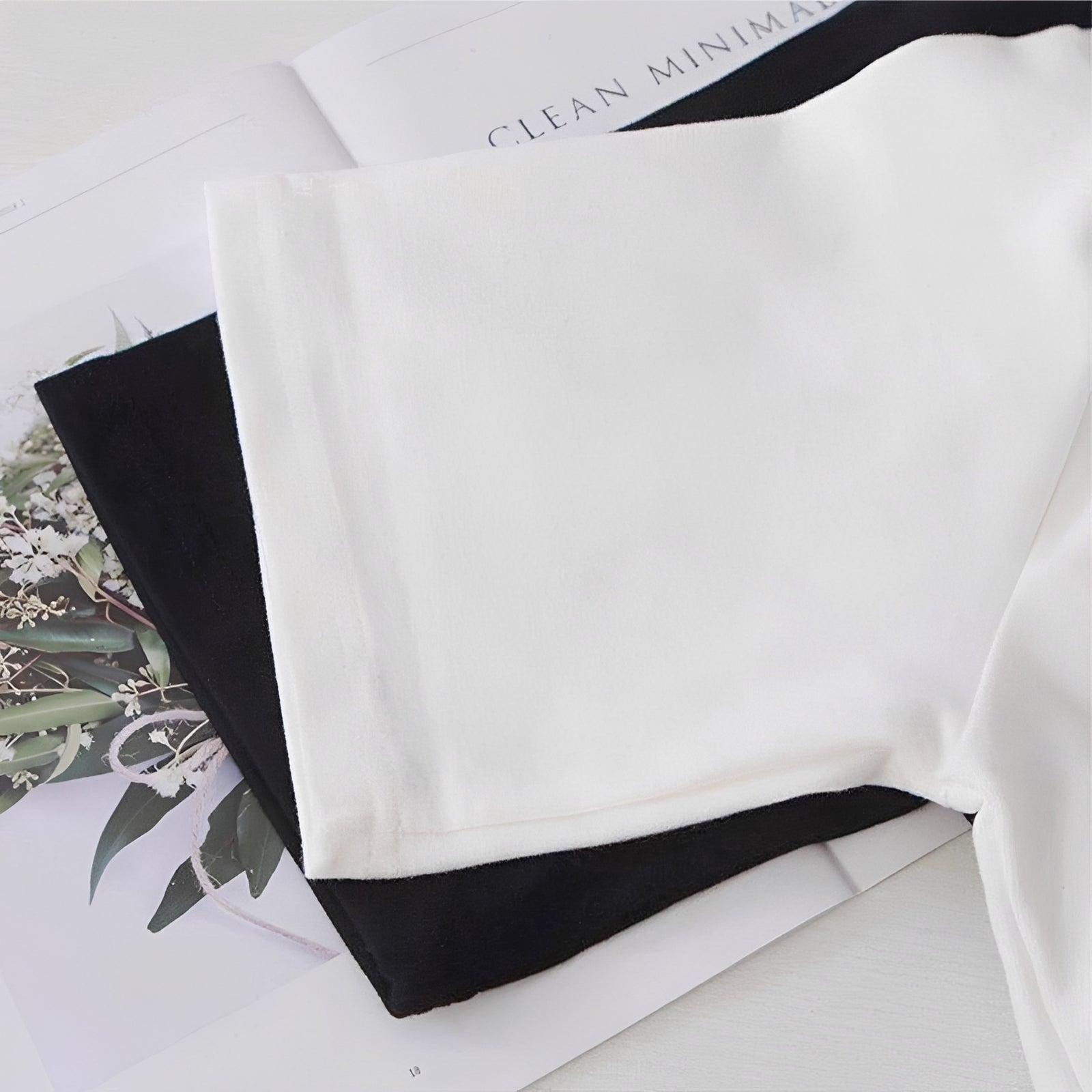 Selina - Trendy Graphic Tee
