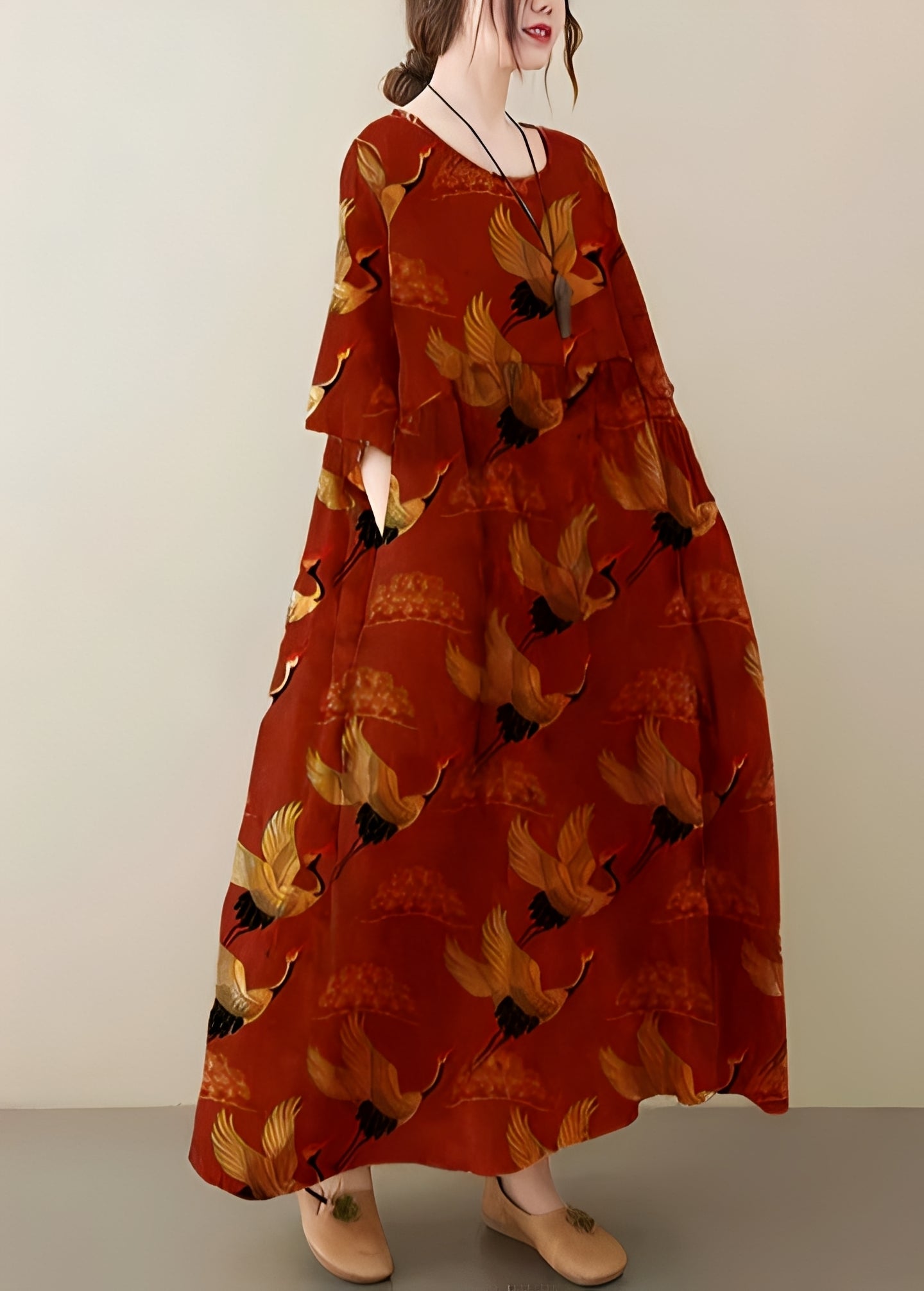 Mariam - Stylish, loose-fitting women's dress with a wide hem