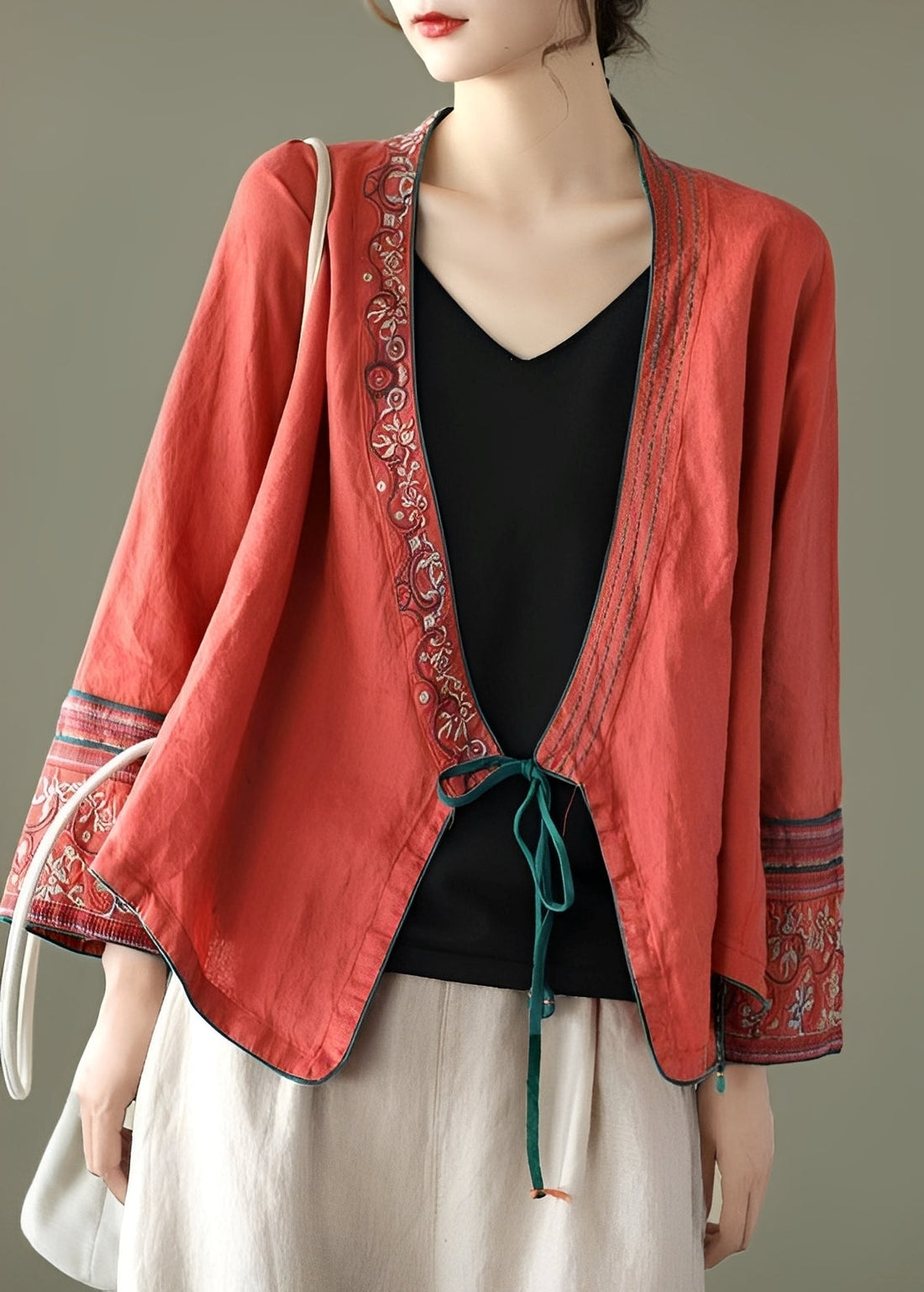 Nastia - Stylish, loose-fitting blouse with embroidery for women